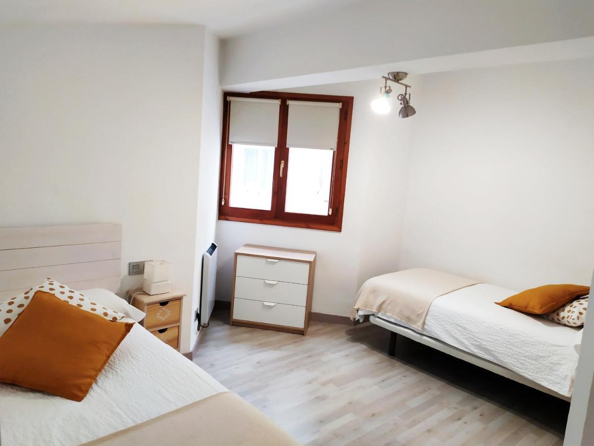 Adamar Apartment Ribadesella Bagian luar foto
